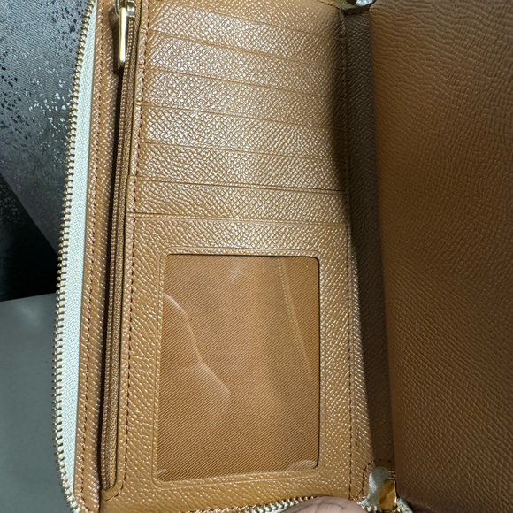 Coach Wallet - Picture 2 of 7